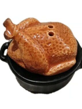 Roasted Turkey and Roasting Pan Salt and Pepper Shaker Ceramic Set